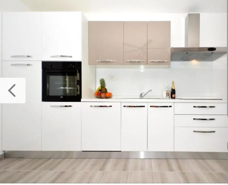 Apartman Varga Trogir 0*,